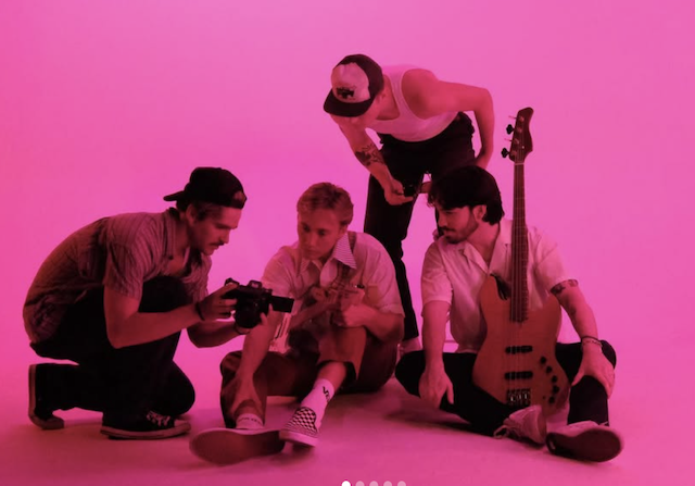 The Hawthorne Experience (Free show)